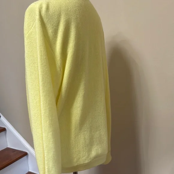 VINTAGE IZOD/Lacoste Yellow Cardigan Sweater Unisex Size L pre-owned. - Picture 3 of 8